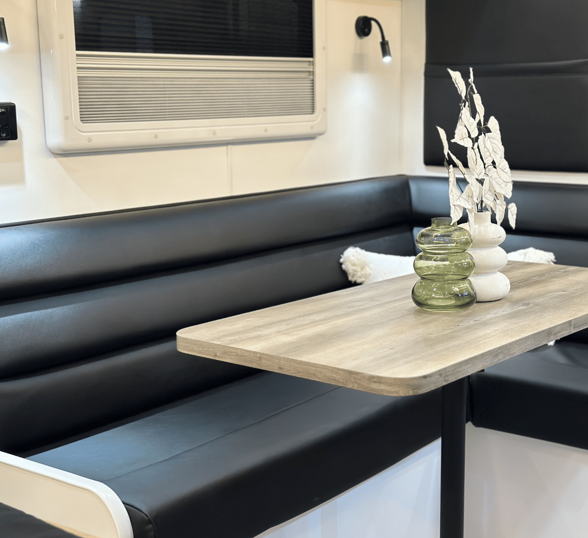 Grand Rover Internal 12